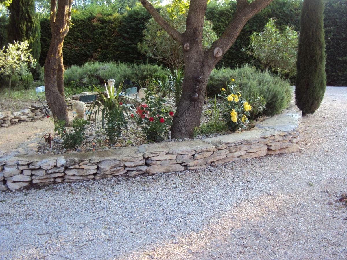 B&B La Douloire Pernes-les-Fontaines Luaran gambar